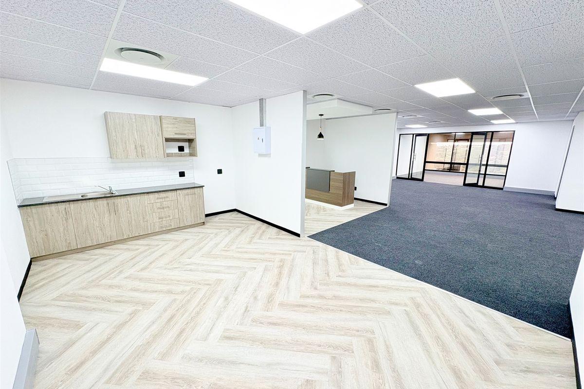 167m2 office space to let in Auckland Park - Photo 3