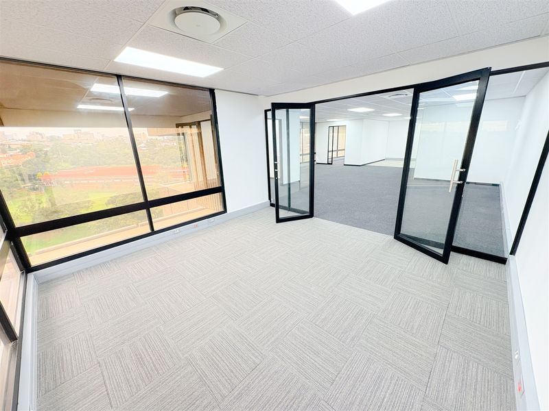 167m2 office space to let in Auckland Park - Photo 7