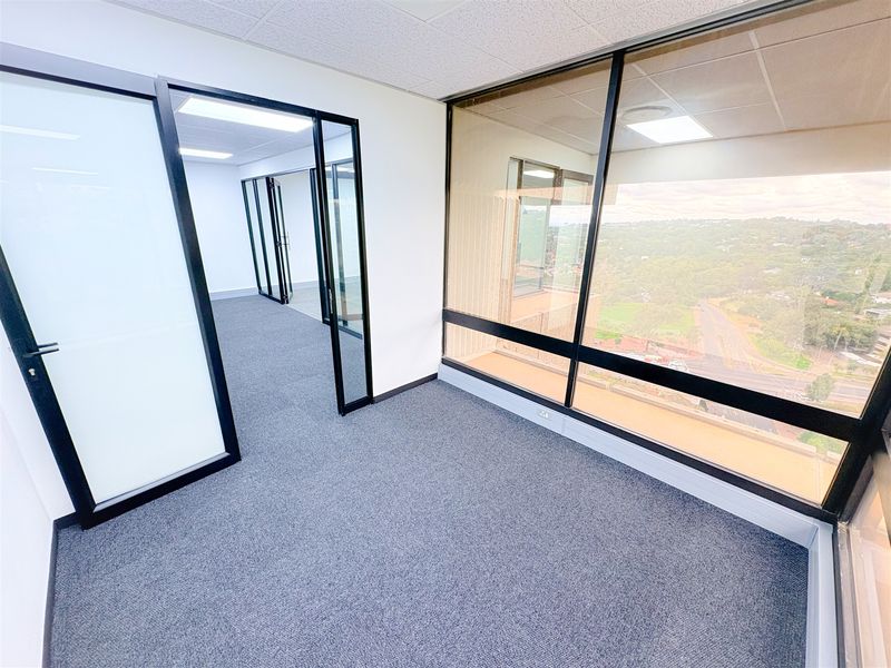 167m2 office space to let in Auckland Park - Photo 6