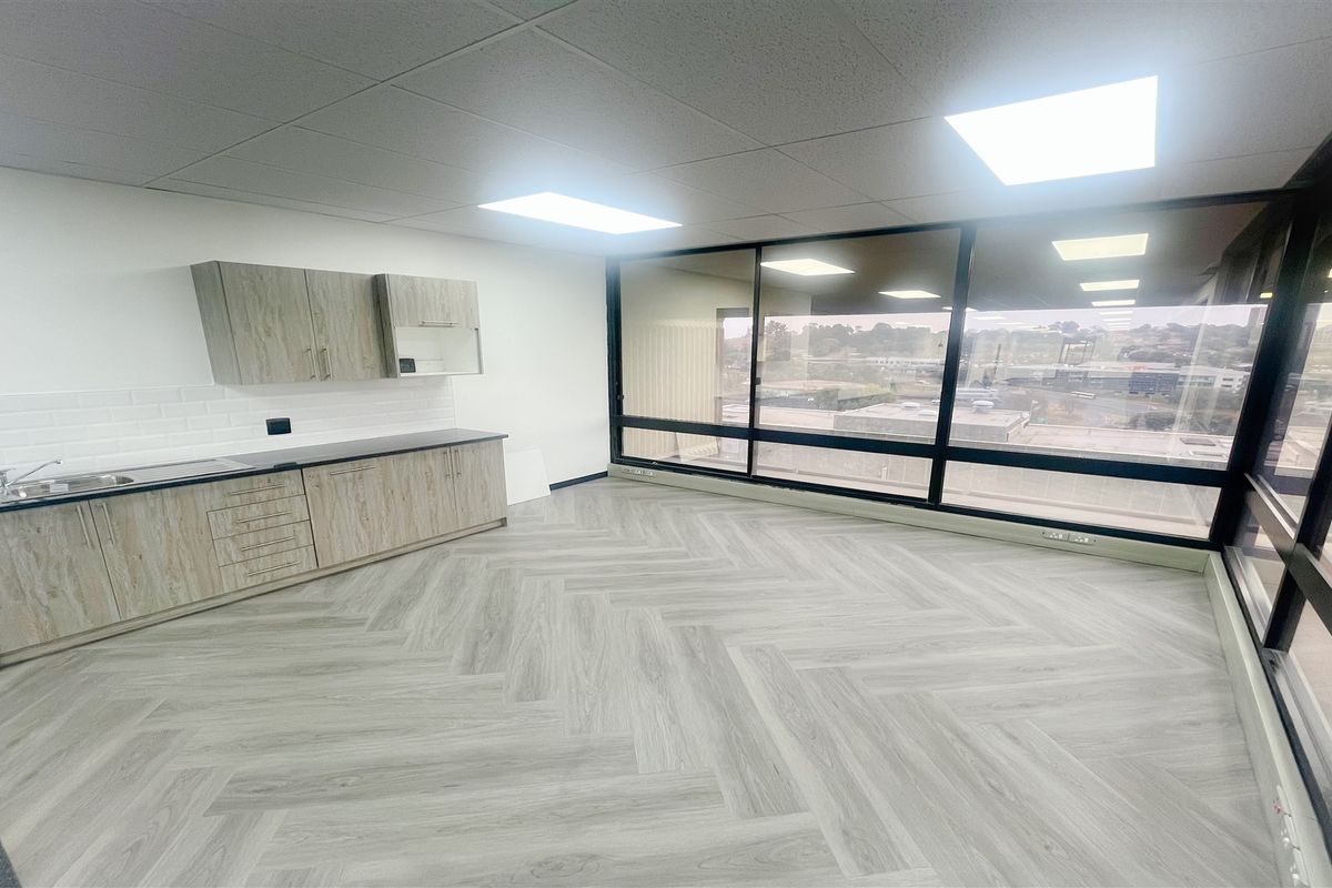 Office space to let - Photo 4