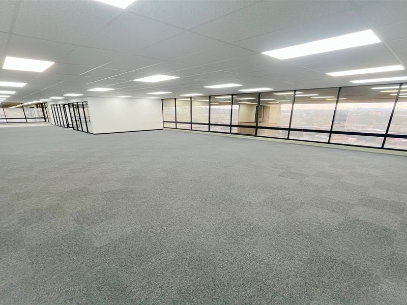 Office space to let - Photo 6