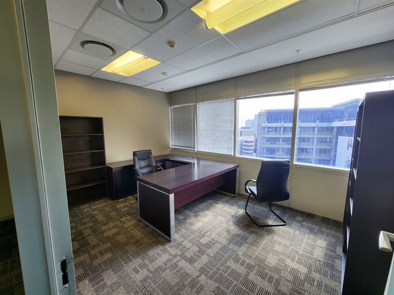 Offices space to let in Sandton - Photo 9