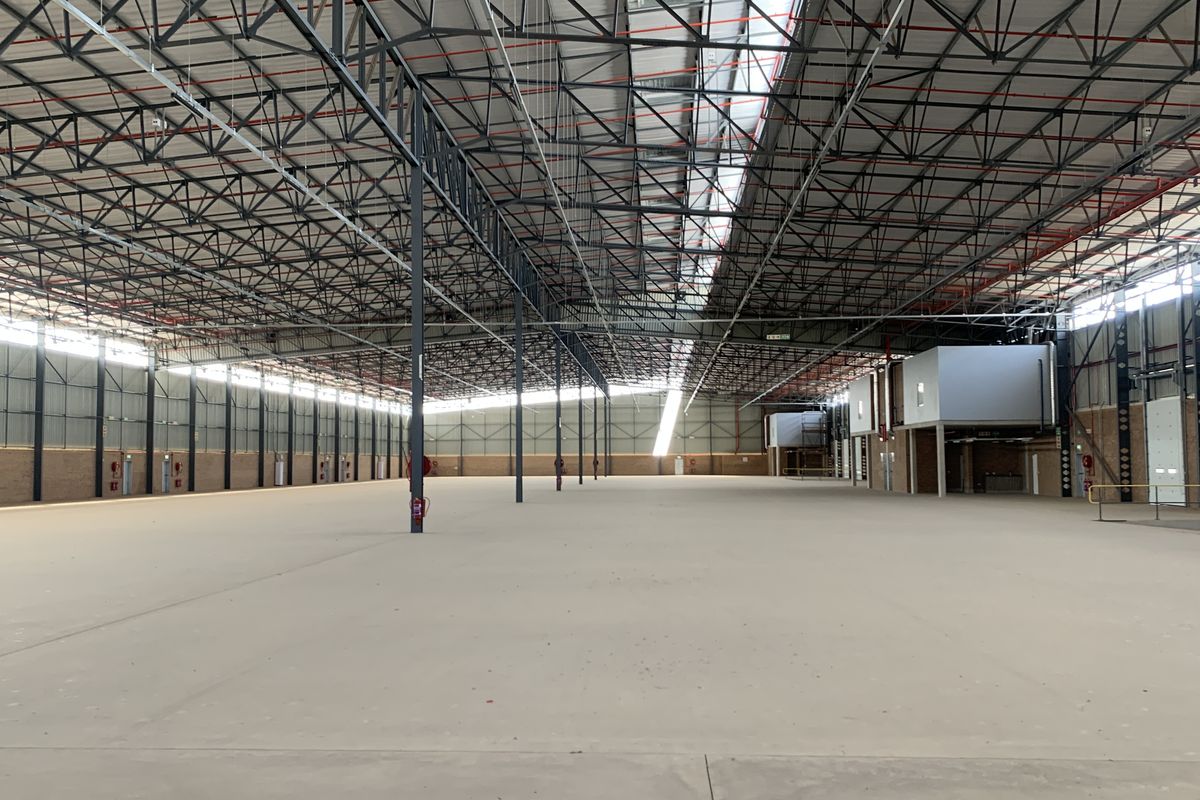 Newly developed industrial units to let in Airport Park - Photo 3