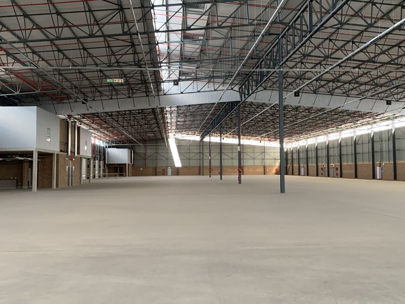 Warehouse to let in Airport Park - Photo 6