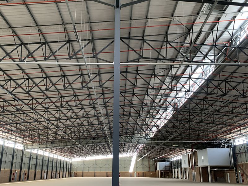 Newly developed industrial units to let in Airport Park - Photo 9