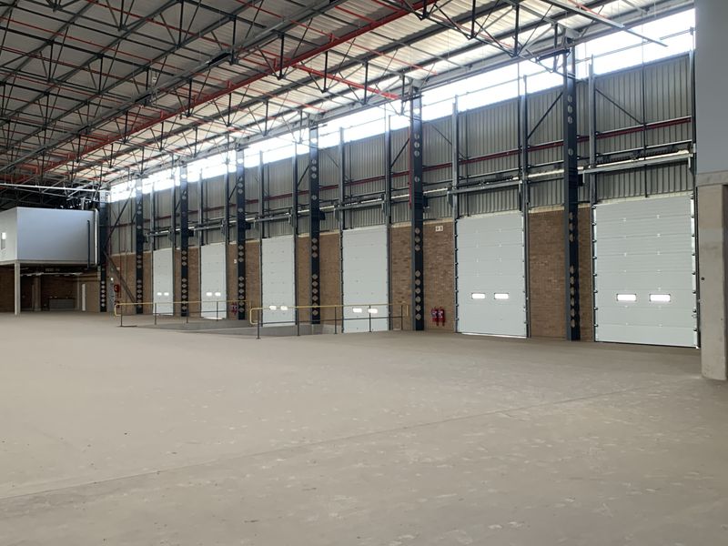 Newly developed industrial units to let in Airport Park - Photo 8