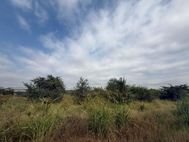 Prime Heavy Industrial Vacant Stand – Ideal Large-Scale Warehouse Development - Photo 8