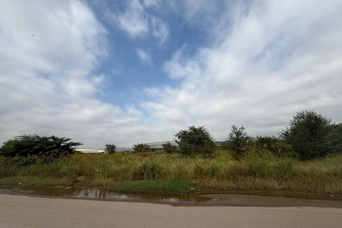 Prime Heavy Industrial Vacant Stand – Ideal Large-Scale Warehouse Development - Photo 3