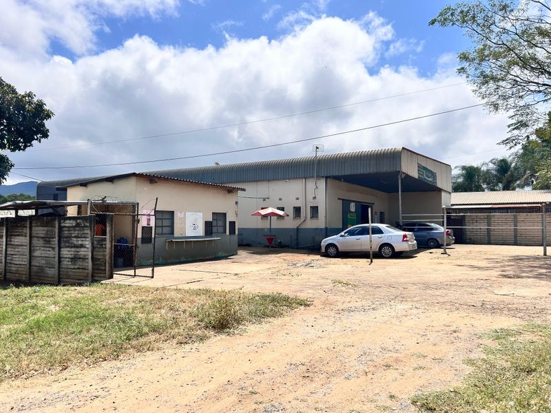 Commercial property  for sale - Photo 2
