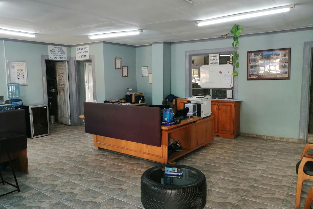 Workshop For Sale In Sasolburg - Photo 3