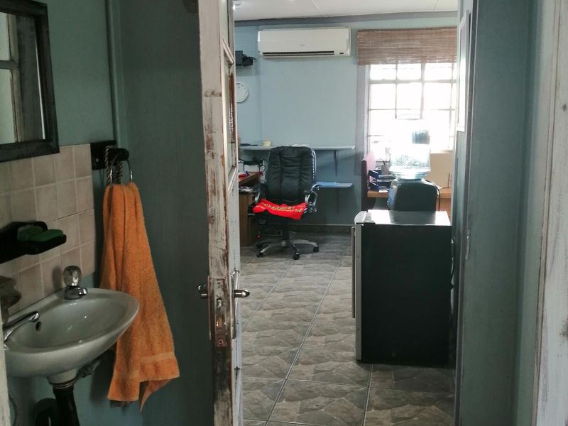 Workshop For Sale In Sasolburg - Photo 7