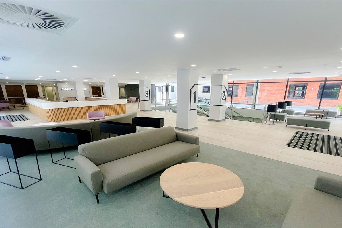 324m2 office space to let in Waverley - Photo 2