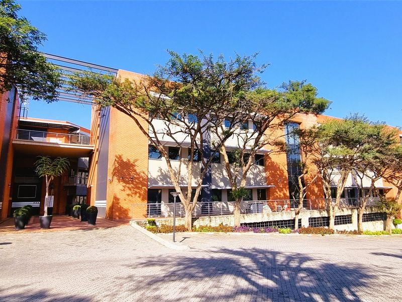 Office space to let in a Freestanding Building in Woodmead - Photo 3
