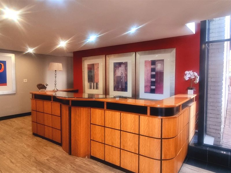 Office space to let on the 1st floor in Rivonia Boulevard - Photo 3