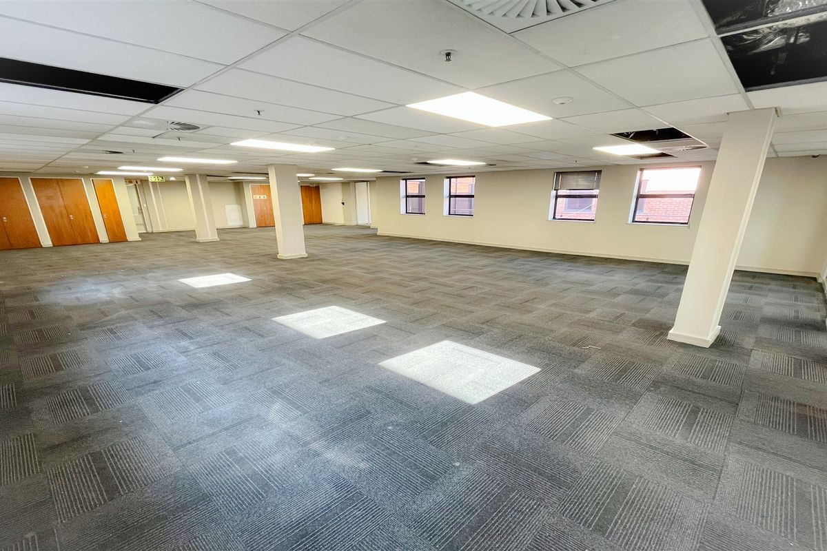 Office space to let - Photo 2