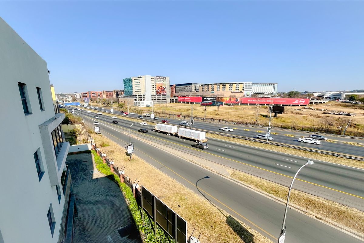 Office space to let - Photo 4