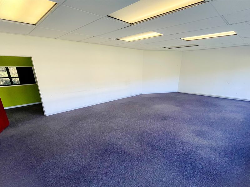 Office space to let - Photo 7
