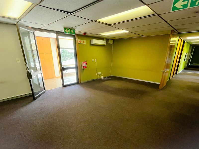 Office space to let - Photo 5