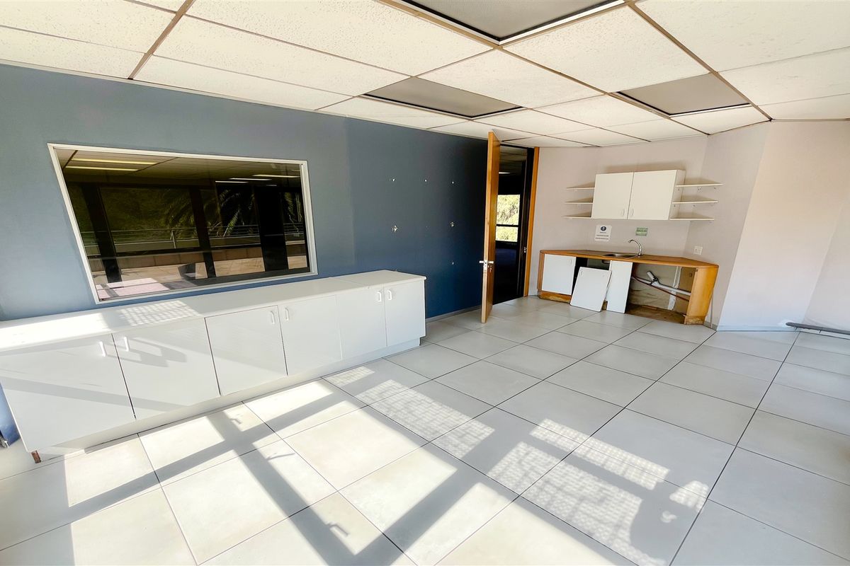 Office space to let - Photo 3