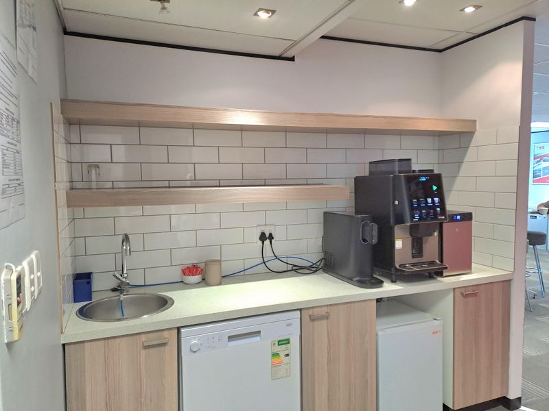 Prime Office Space to let In Edward Steet Tygervalley - Photo 8