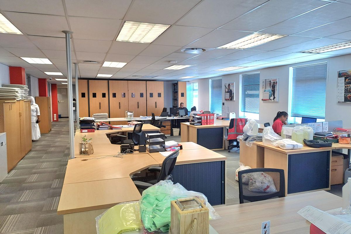 Prime Office Space to let In Edward Steet Tygervalley - Photo 4