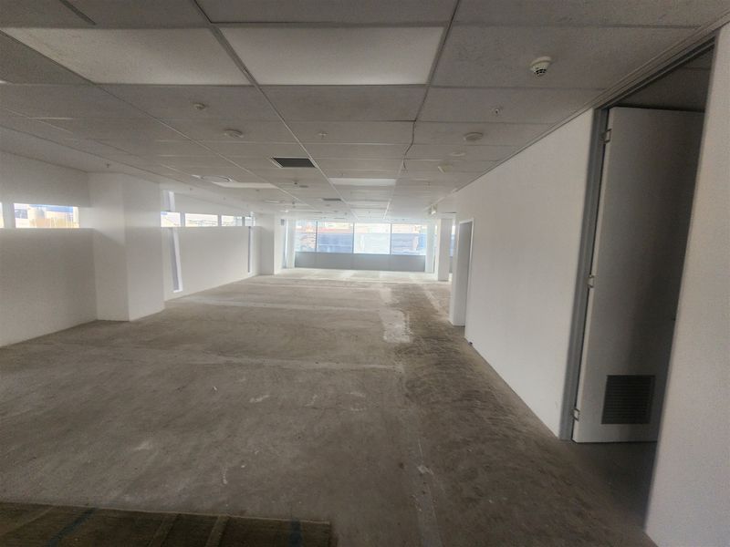 Offices to let in Sandton - Photo 9