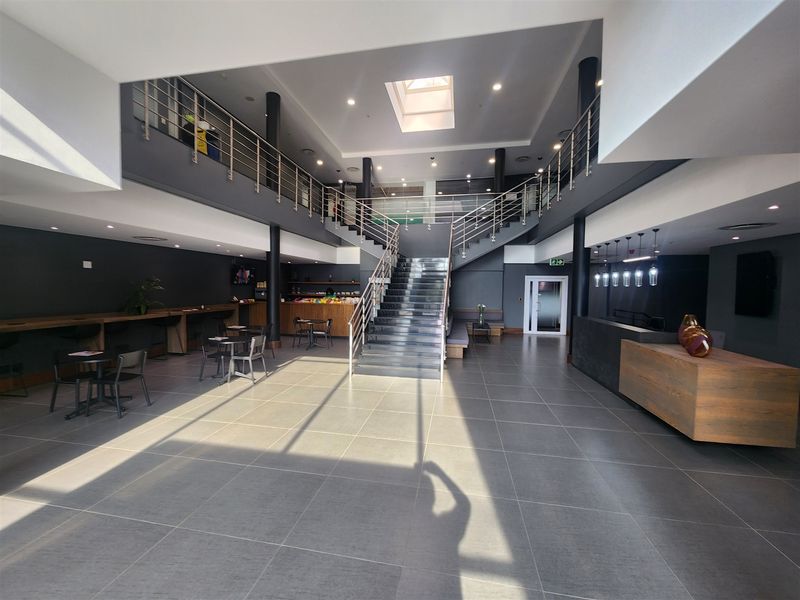 Offices to let in Morningside, Sandton - Photo 2