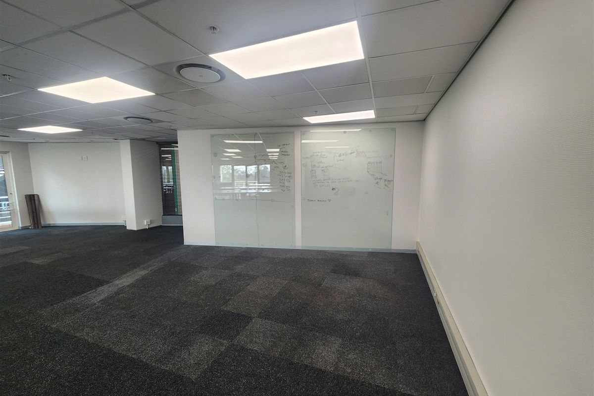 Offices to let in Morningside, Sandton - Photo 4