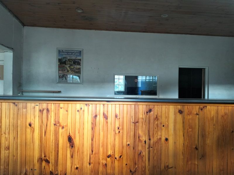 Commercial & Industrial Investment - Photo 7