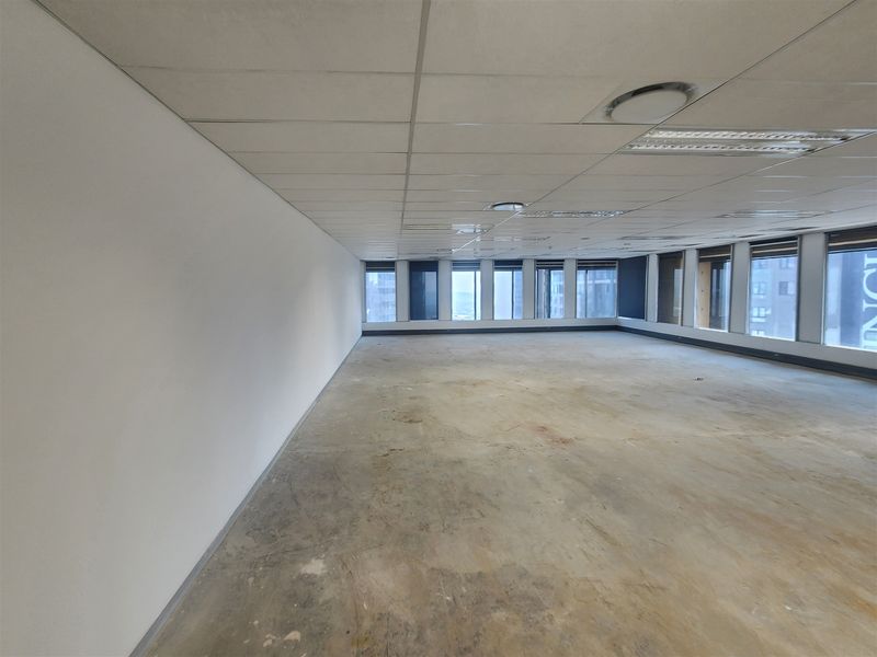 Offices to let in Sandton - Photo 2