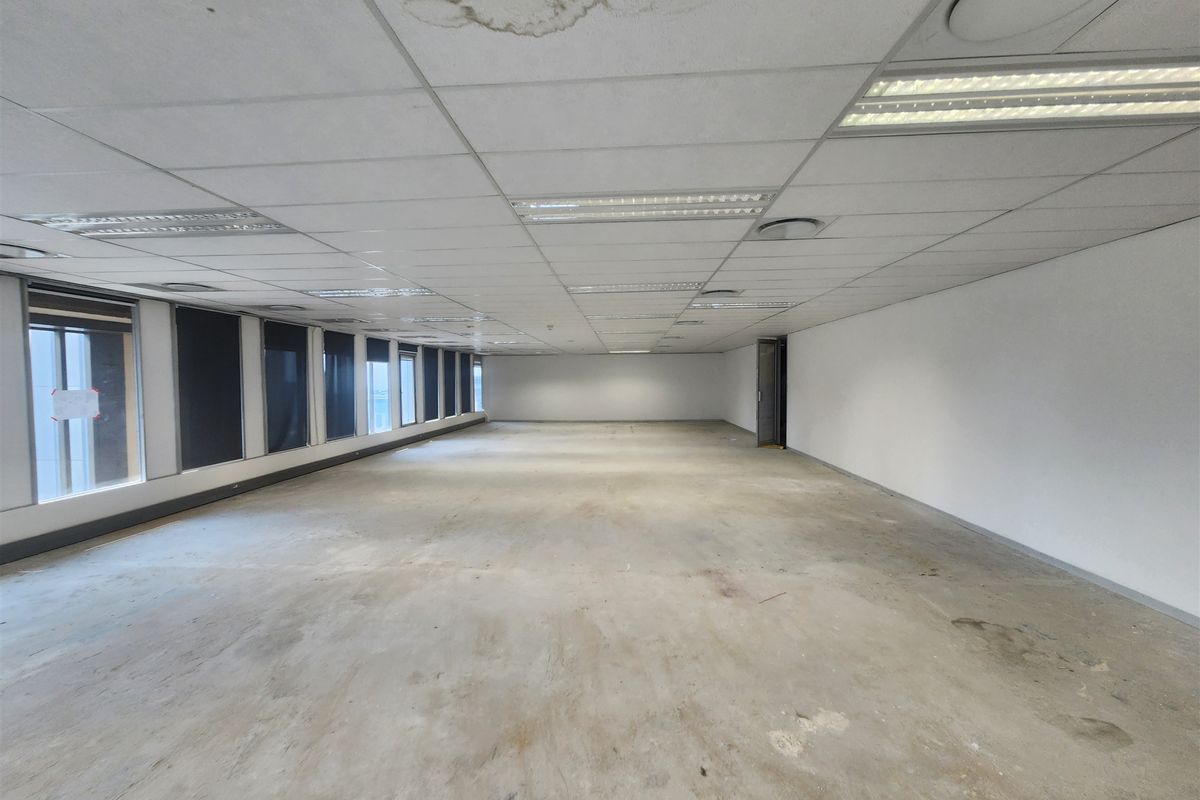 Offices to let in Sandton - Photo 4