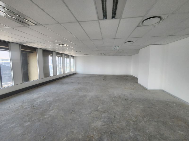 Offices to let in Sandton - Photo 9