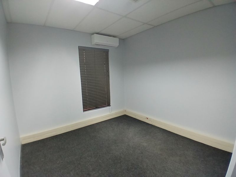 First Floor Gold – Secure Your Space Today - Photo 8