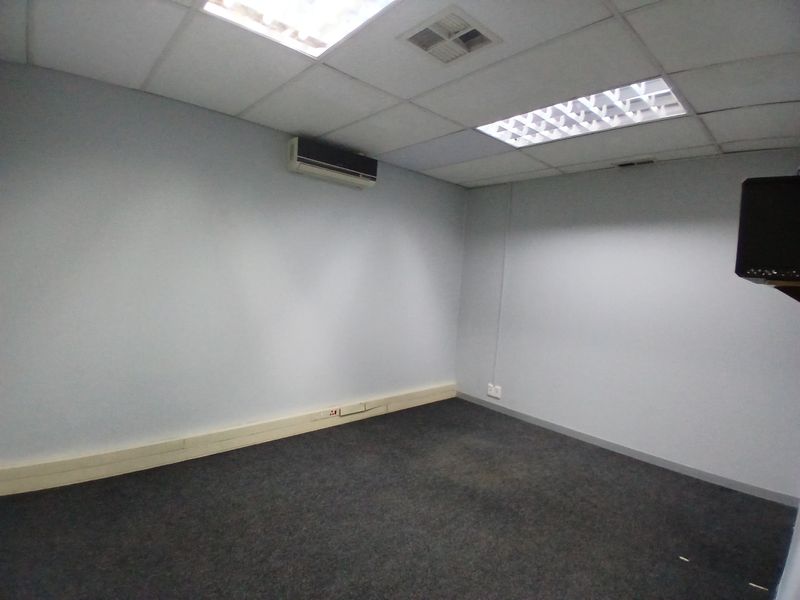 First Floor Gold – Secure Your Space Today - Photo 4