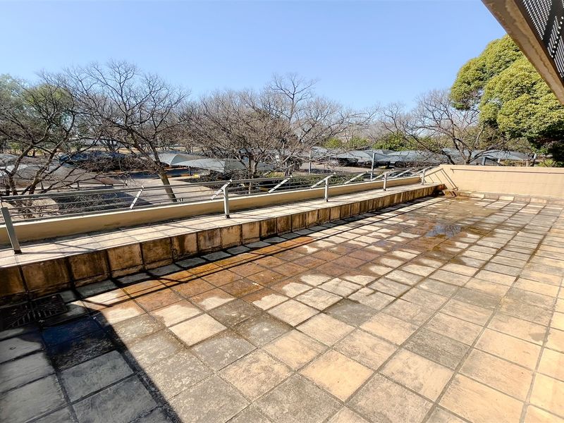 617m2 office space to let in Bedfordview - Photo 6