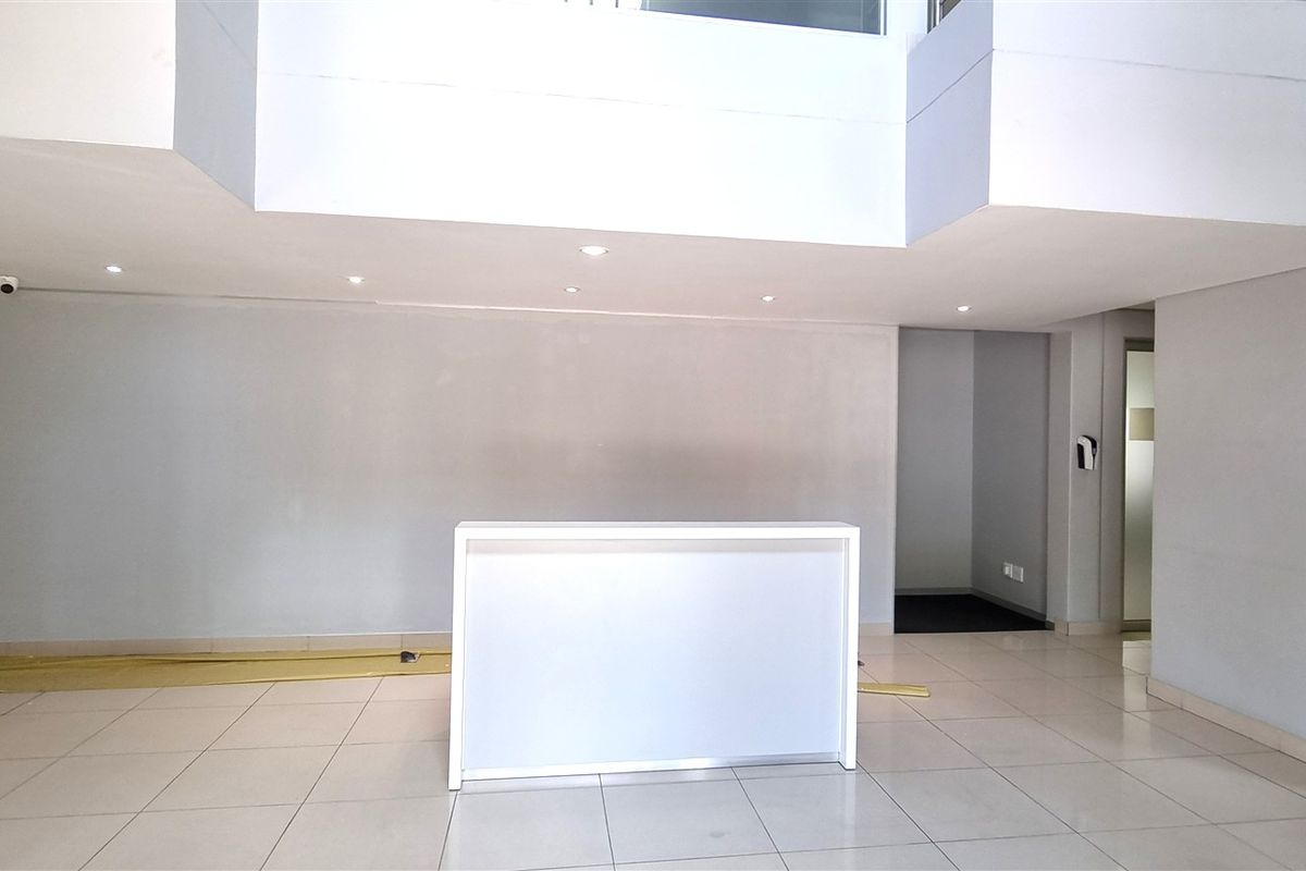 Freestanding building to let off Sloane Street Bryanston - Photo 4