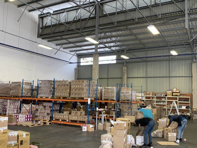 Warehouse to let in Longlake - Photo 9