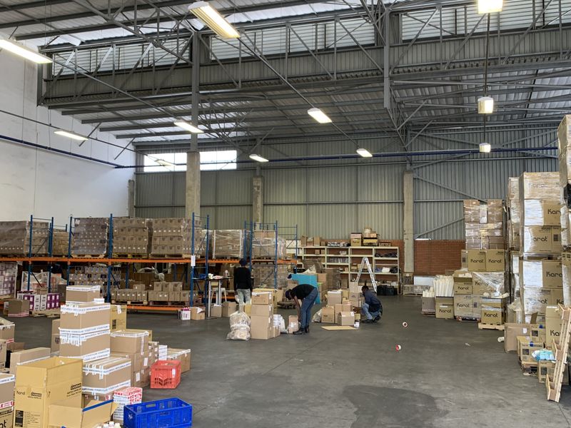 Warehouse to let in Longlake - Photo 5