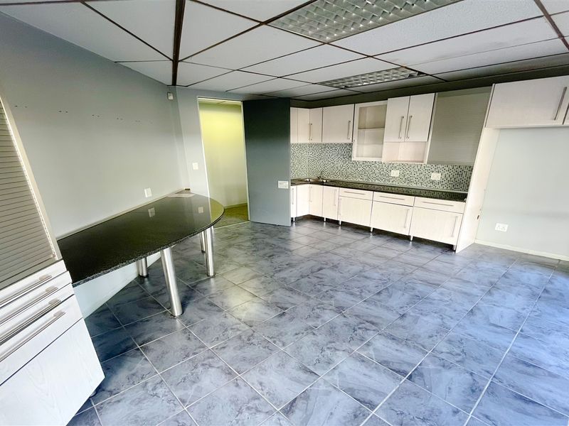 Office space to let - Photo 4