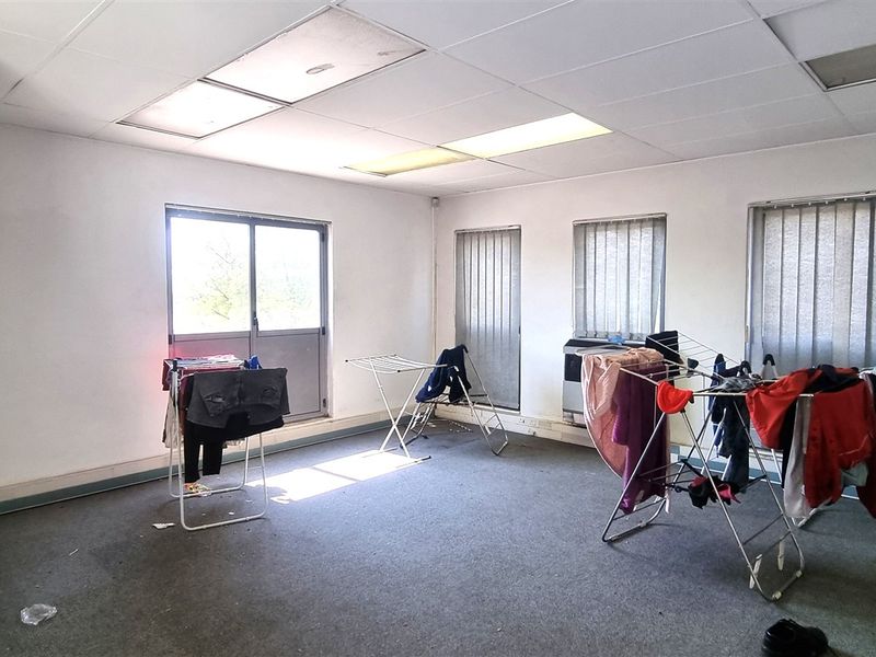 Office space For Sale in a Free standing building on Rivonia Road - Photo 10