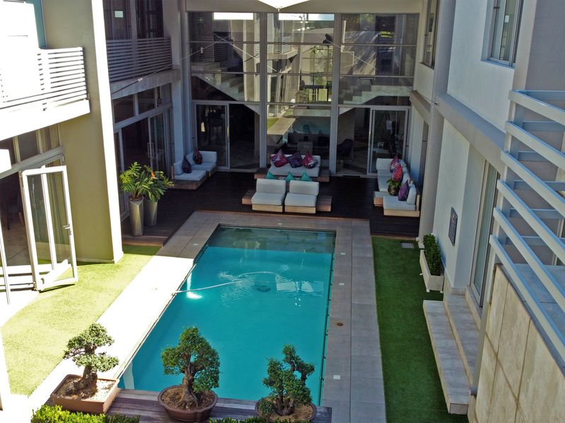 Exclusive Guesthouse for Sale in Prestigious Silver Lakes Game Reserve!!! - Photo 4
