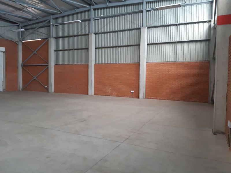 Warehouse to let in Longlake - Photo 10