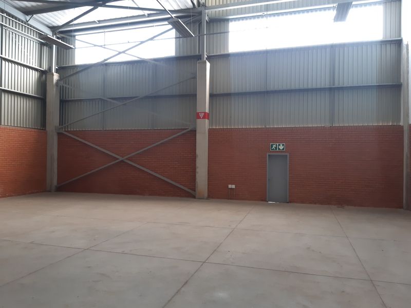 Warehouse to let in Longlake - Photo 8
