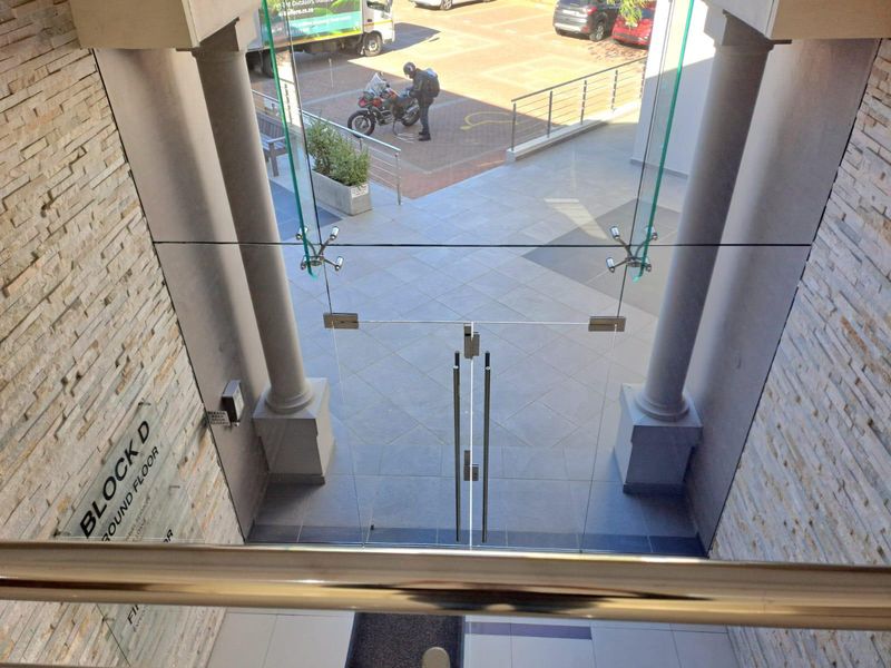 Prime 1st Floor Office Space Belvedere Office Park, Tygervalley - Photo 2