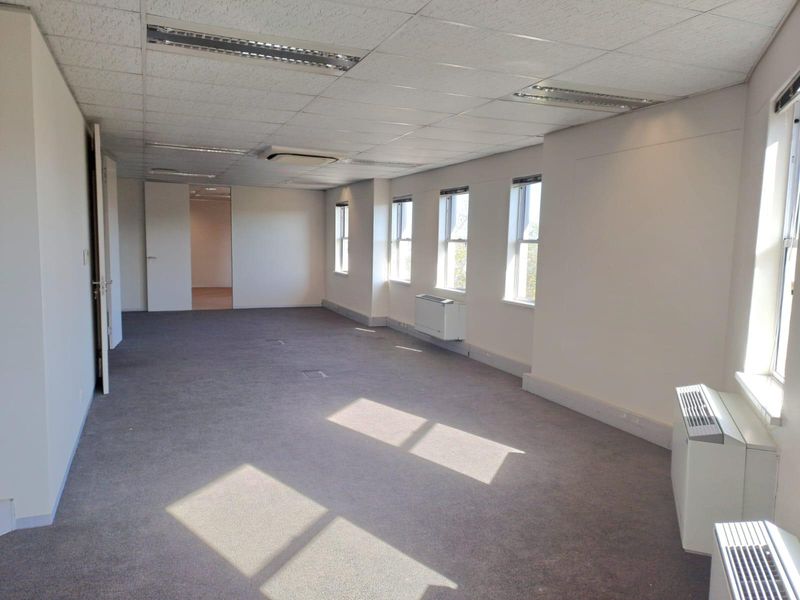 Prime 1st Floor Office Space Belvedere Office Park, Tygervalley - Photo 6