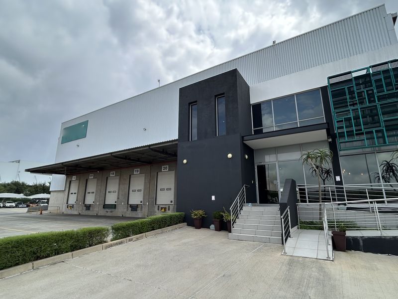 Industrial facility to let in Pomona - Photo 4