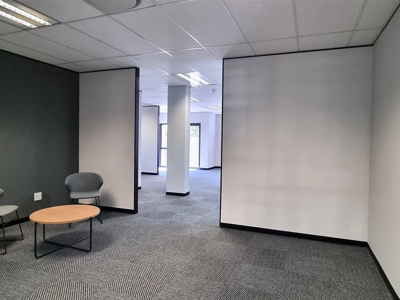 Furnished office space to let in The Grid Rivonia - Photo 9