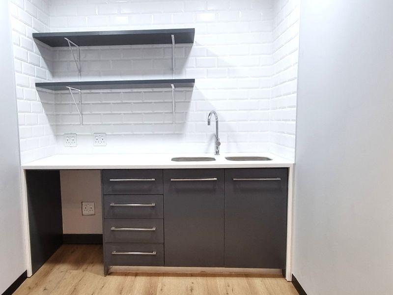 Furnished office space to let in The Grid Rivonia - Photo 8