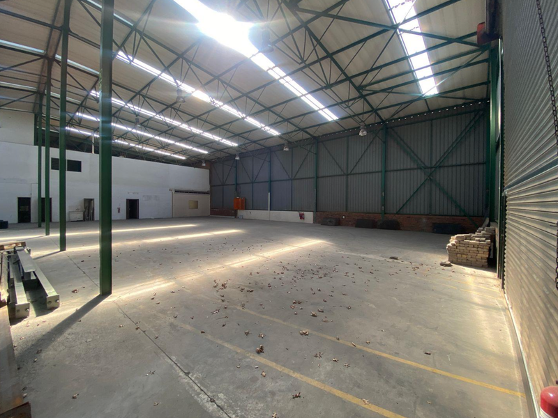 Prime Industrial Unit to Let in Alphen Square West, Midrand - Photo 9