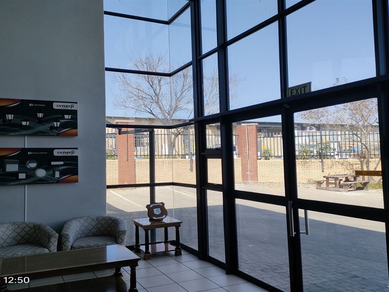 2290m2  Warehouse  - TO LEASE - Photo 6